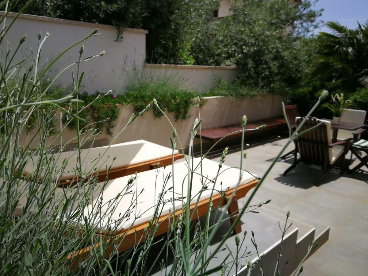 Apartment Maya Near The Beach Премантура Екстериор снимка